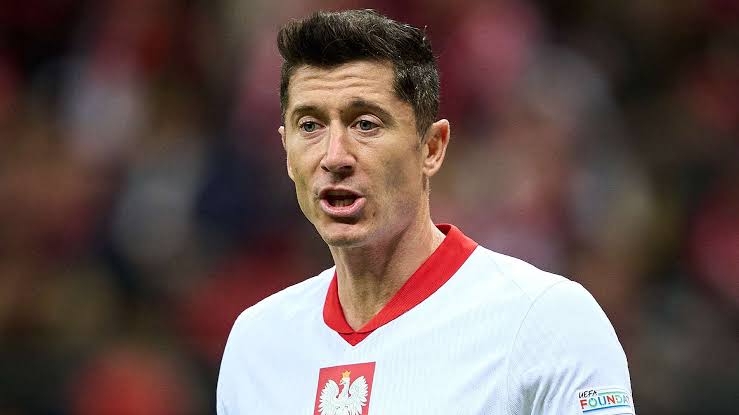 robert-lewandowski-pensiun-dari-timnas-polandia