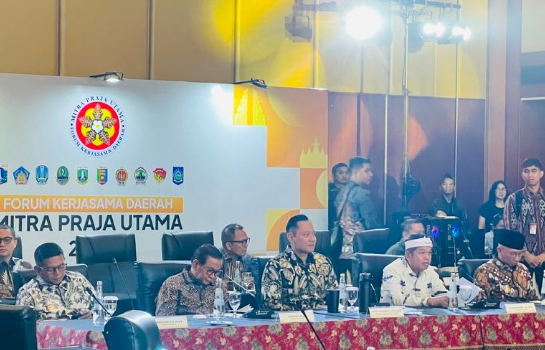 Menteri AHY: Banjir Rob dan Penurunan Muka Tanah Jalur Pantura Ancaman Serius