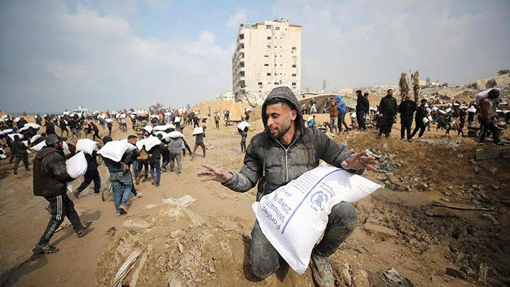 Bantuan Tepung ke Palestina Dijarah Oknum Tak Dikenal