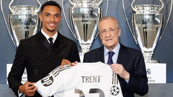 Alexander-Arnold Bakal Pakai Nomor Punggung 12 di Real Madrid