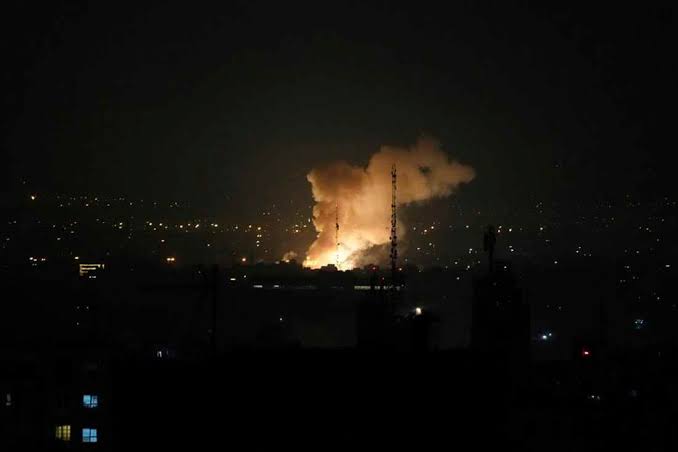 Israel Minta Warga Menjauhi Area Militer dan Nuklir Iran